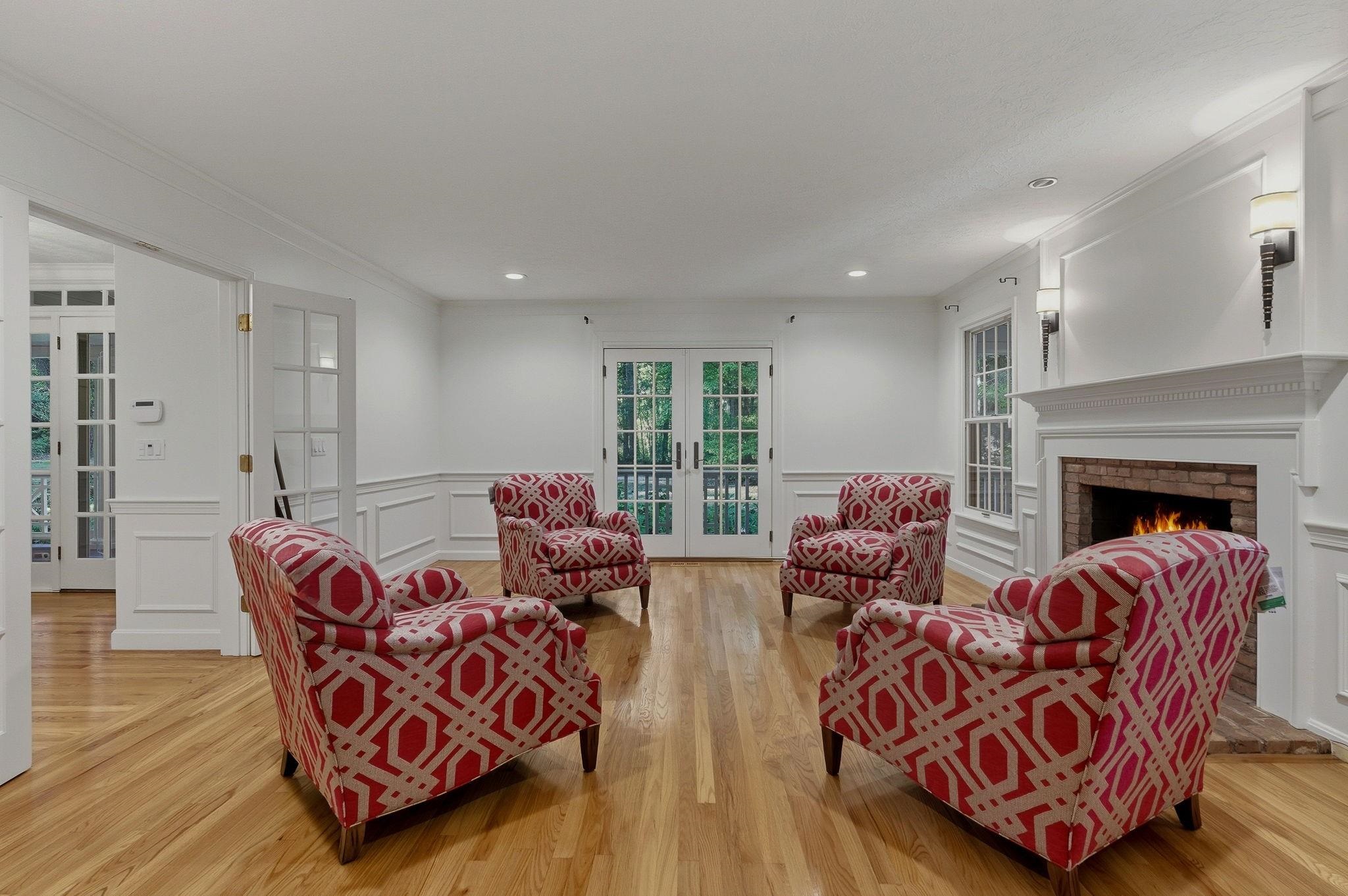 39 Pilgrim Drive