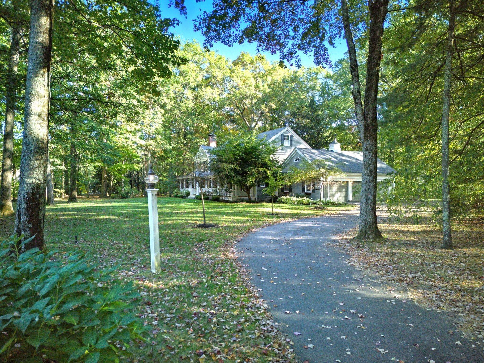 39 Pilgrim Drive