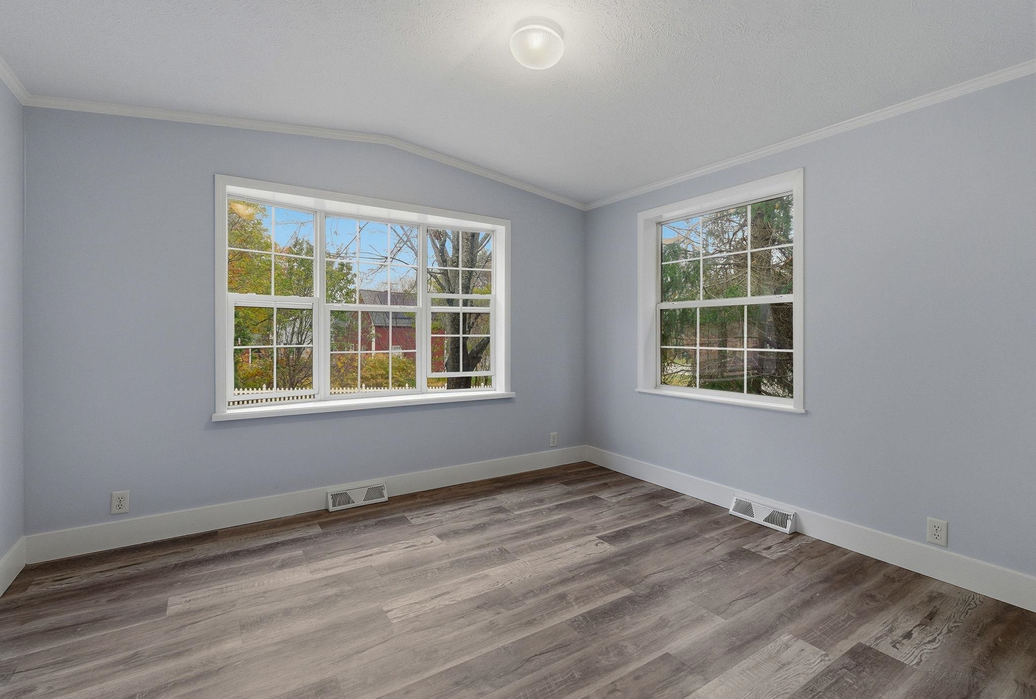20 Ledgewood Way