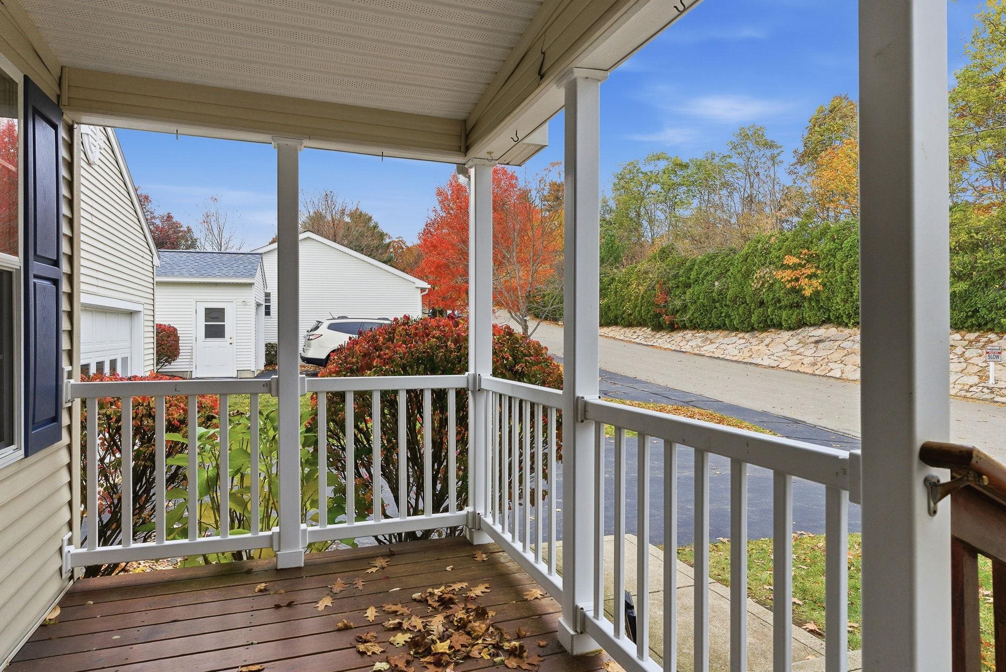20 Ledgewood Way