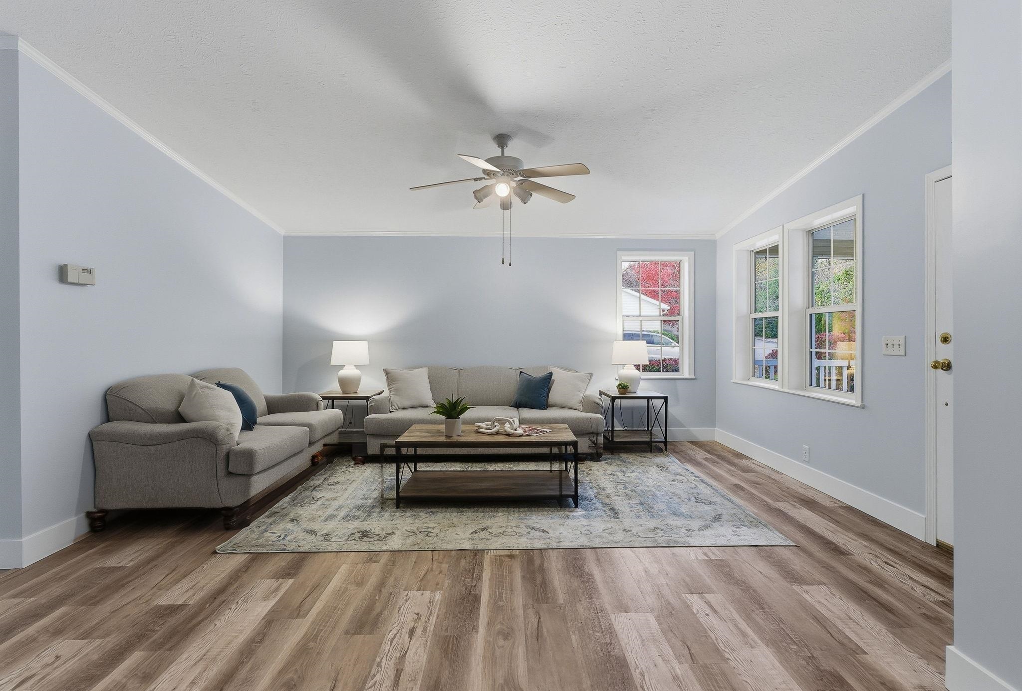 20 Ledgewood Way