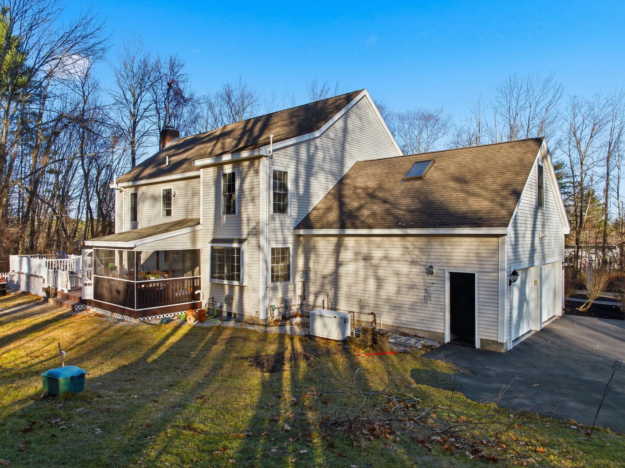 18 Holbrook Road