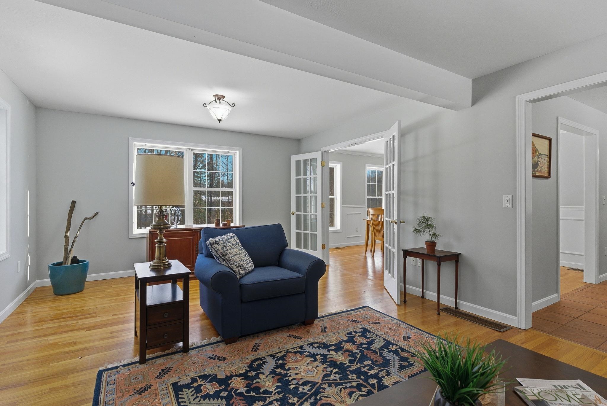 18 Holbrook Road
