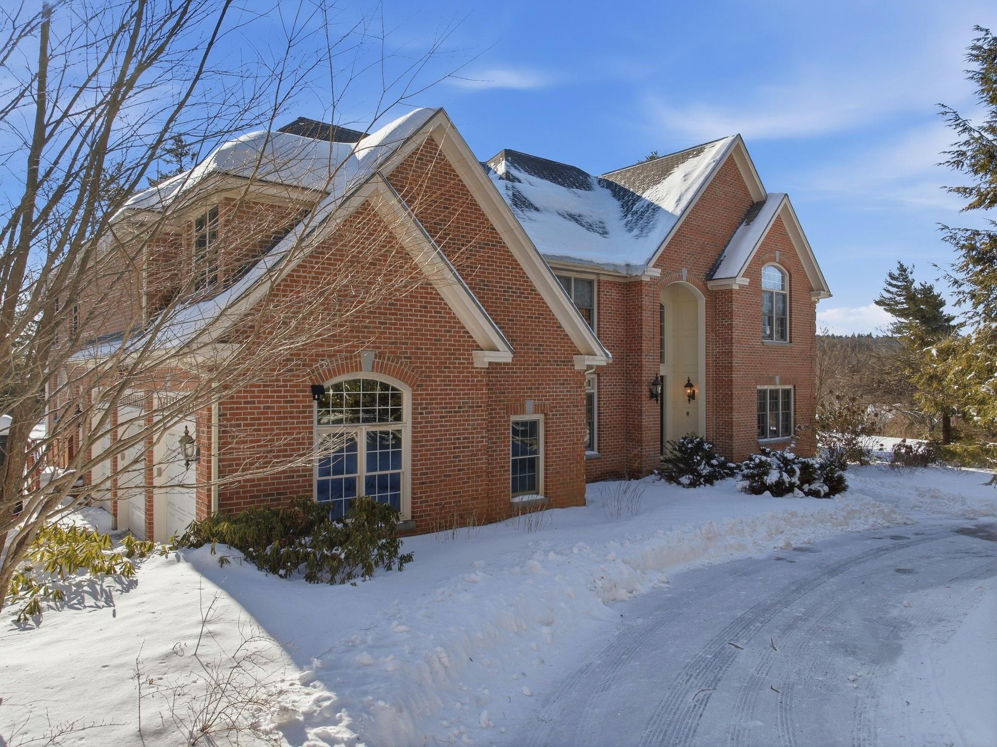 6 Esther Drive