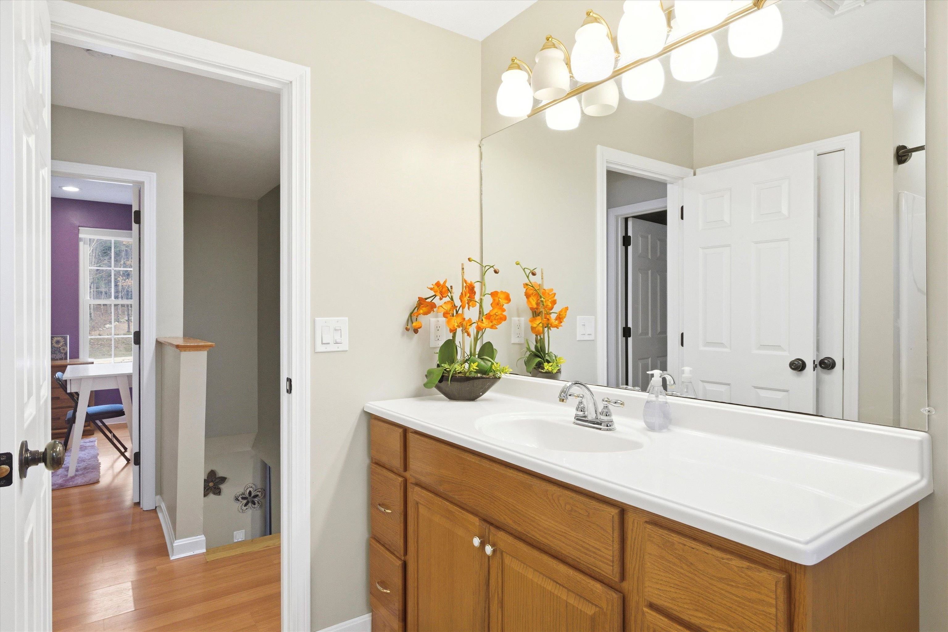 4 Cobblestone Place