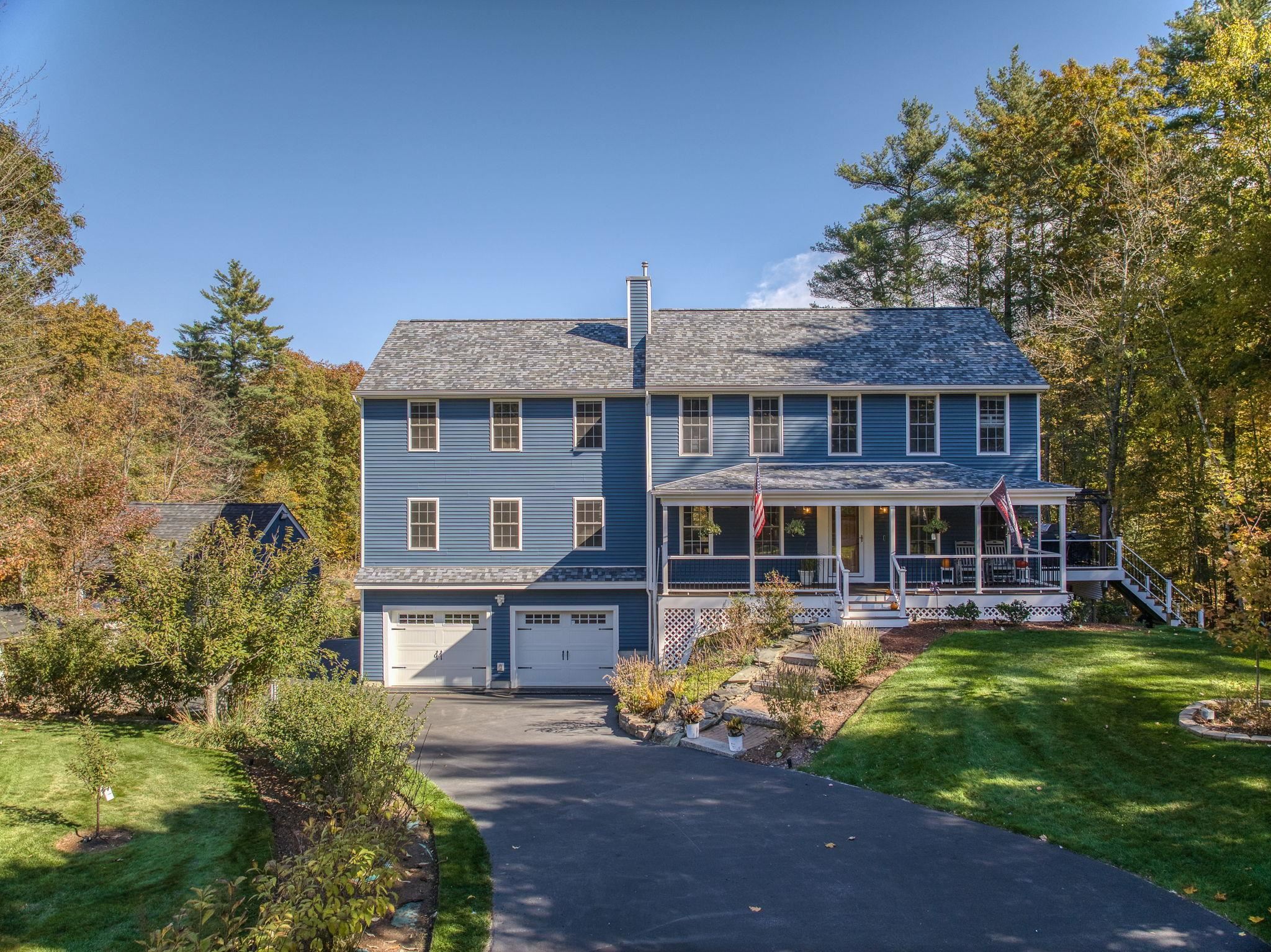 4 Cobblestone Place