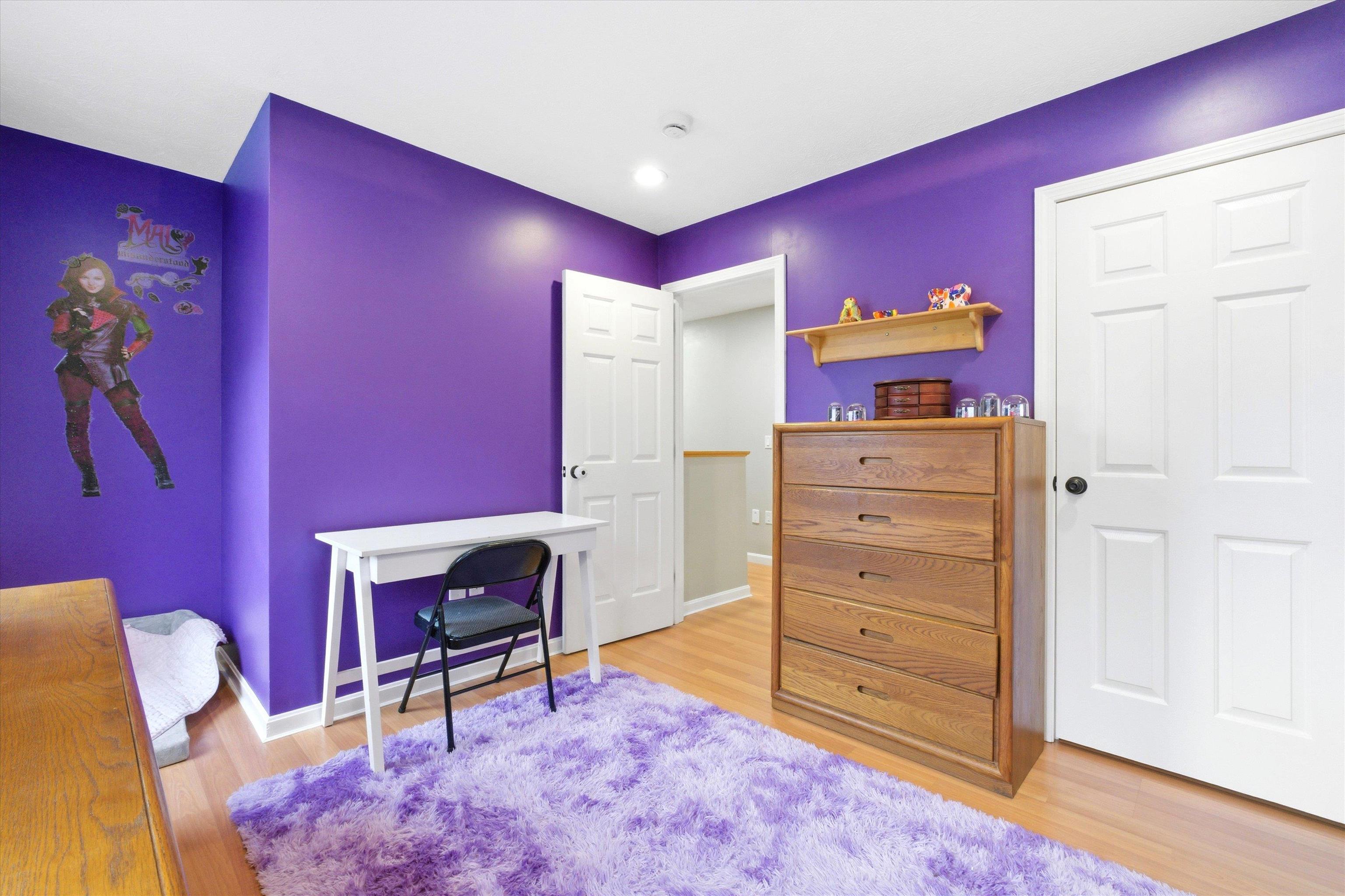 4 Cobblestone Place