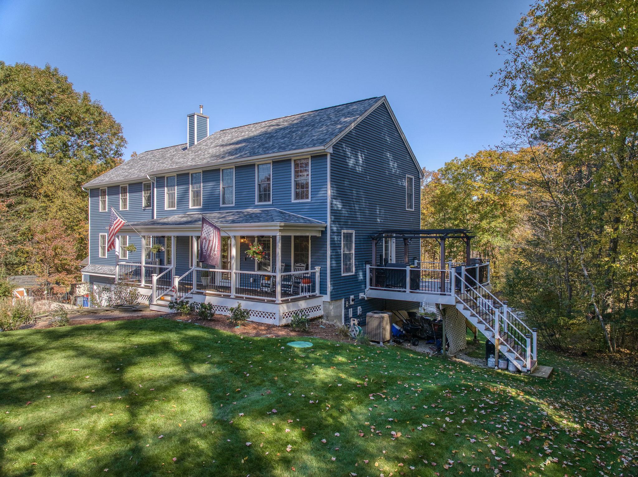 4 Cobblestone Place