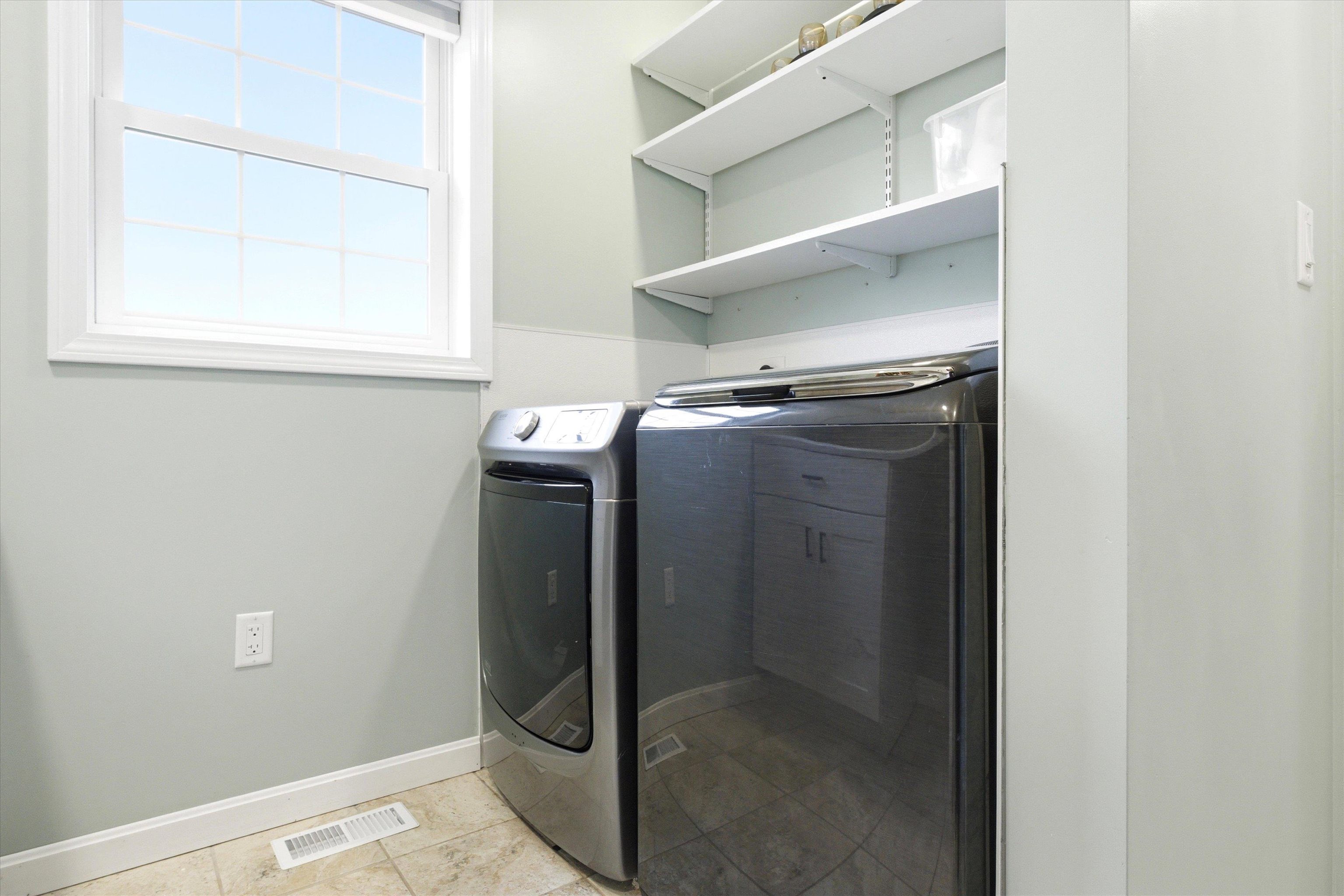 4 Cobblestone Place