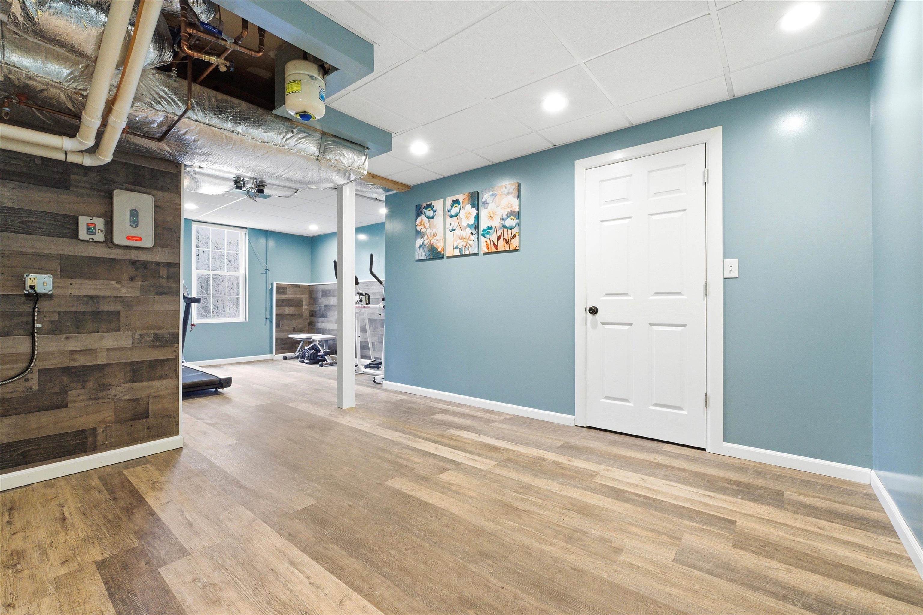 4 Cobblestone Place