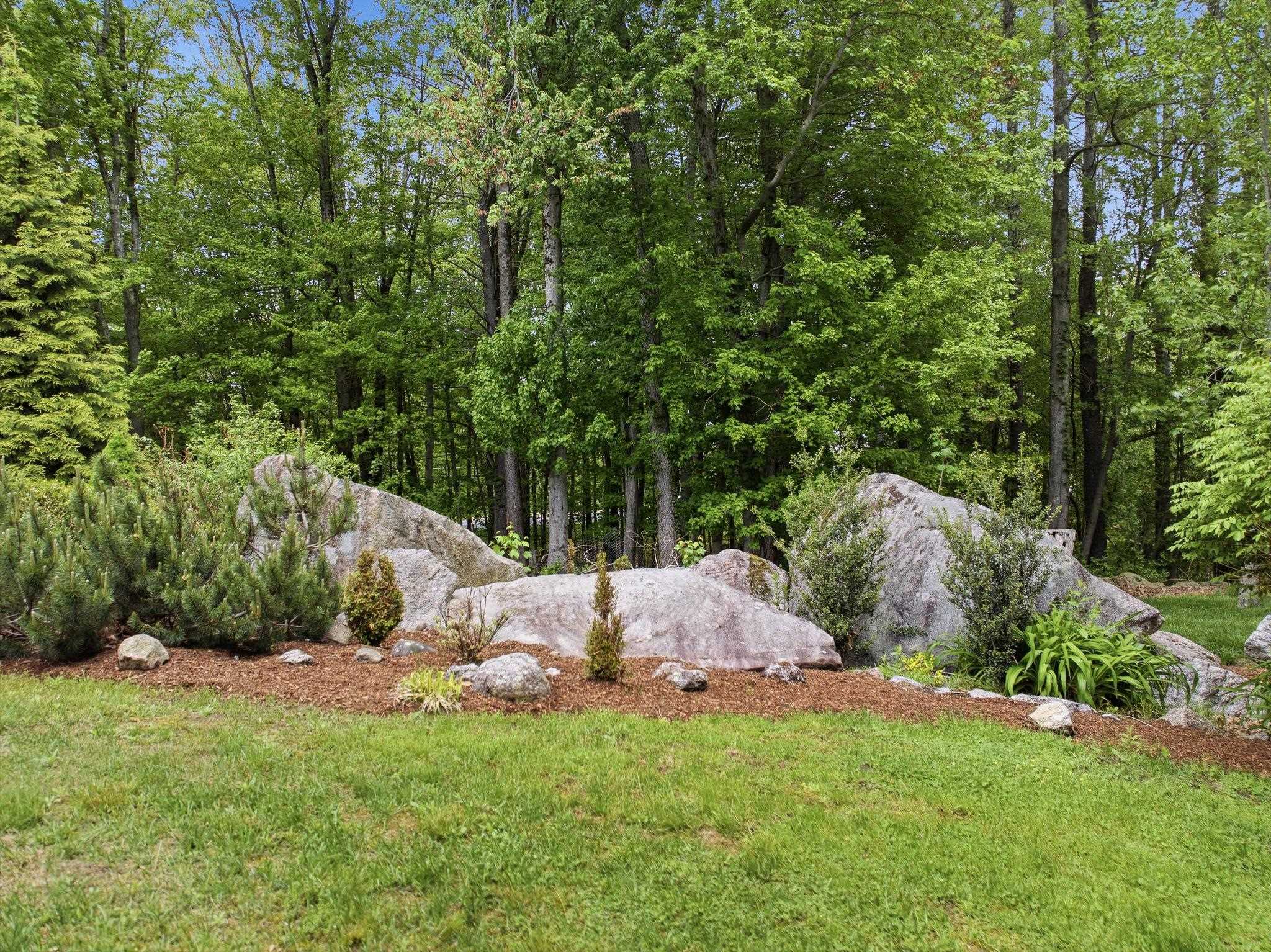 4 Hunters Road