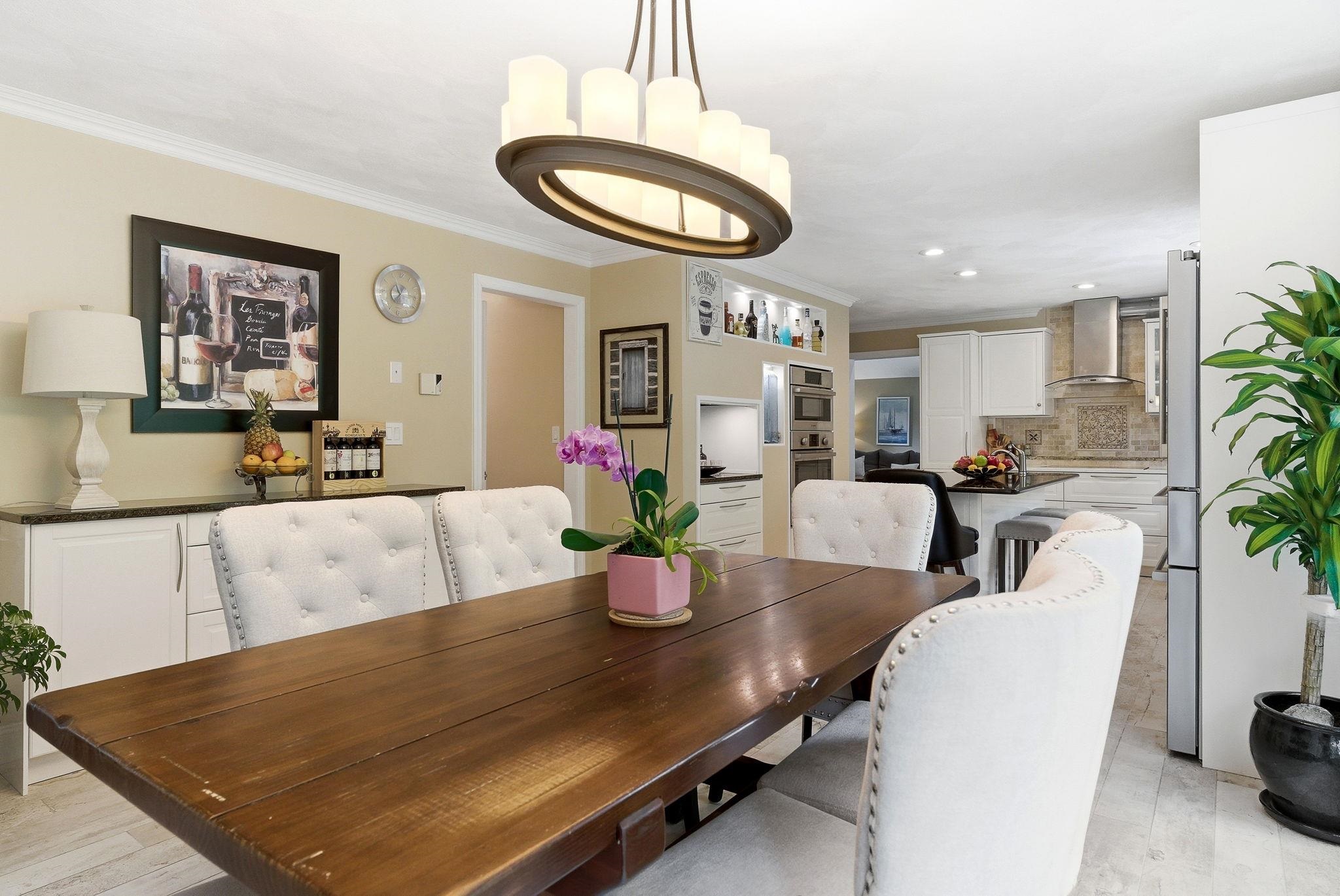 4 Hunters Road