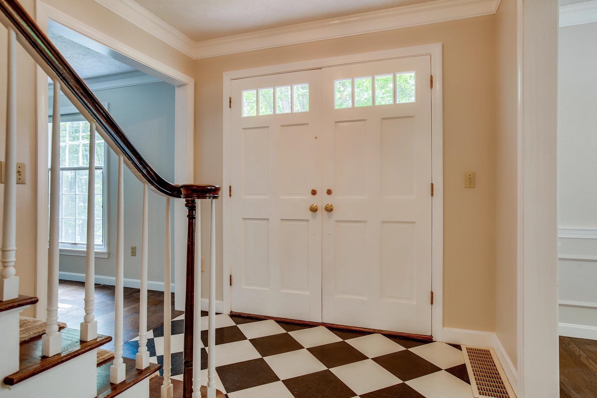 27 Buttonwood Road