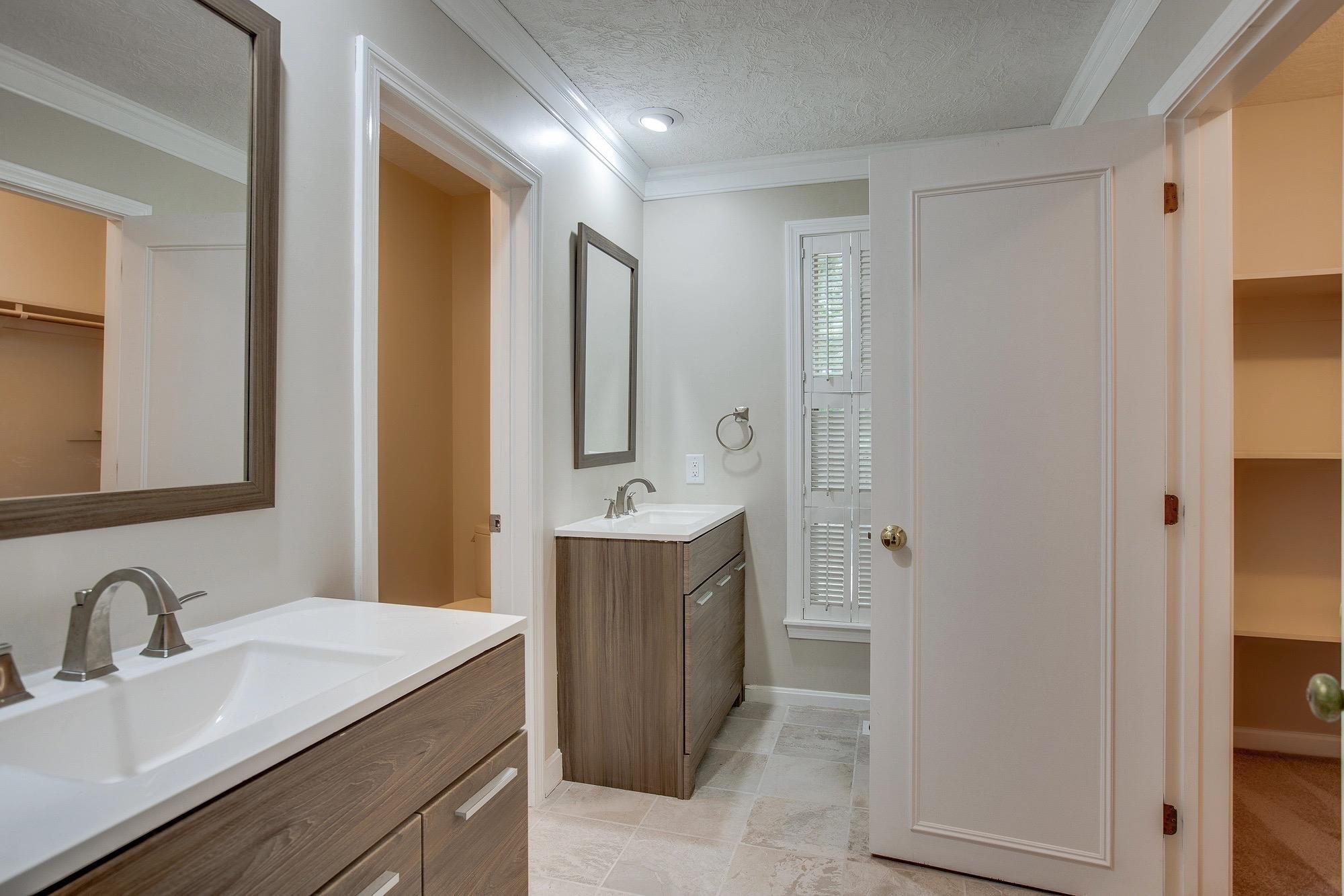 27 Buttonwood Road