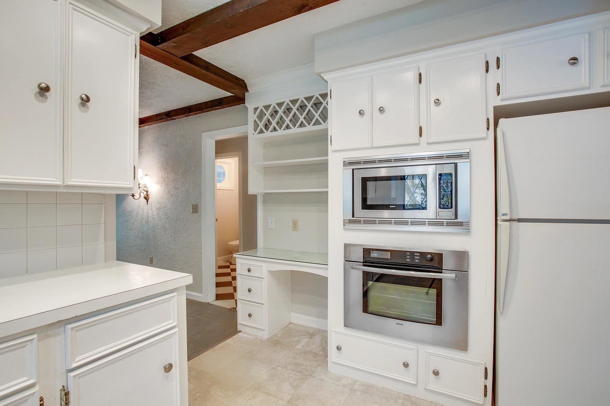 27 Buttonwood Road