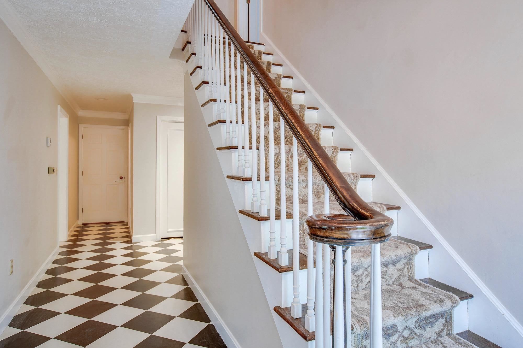 27 Buttonwood Road