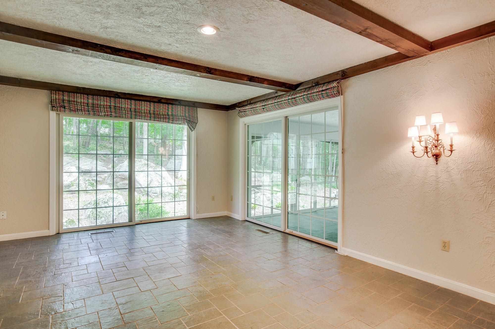 27 Buttonwood Road