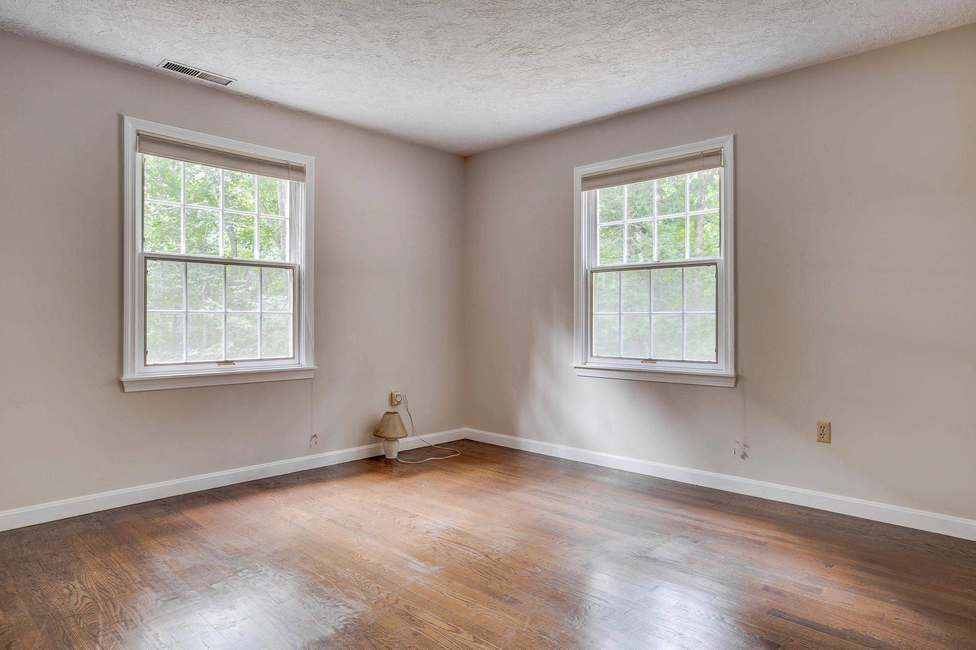27 Buttonwood Road