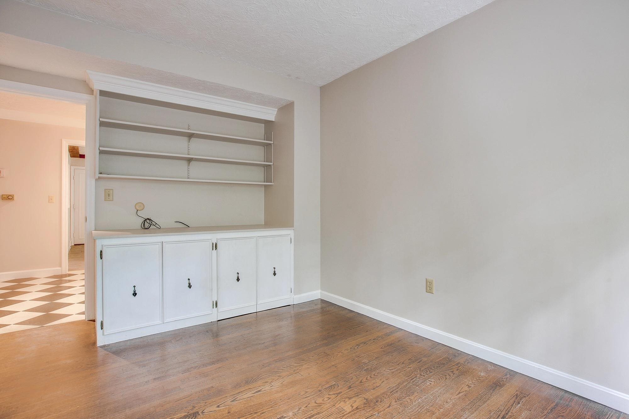 27 Buttonwood Road