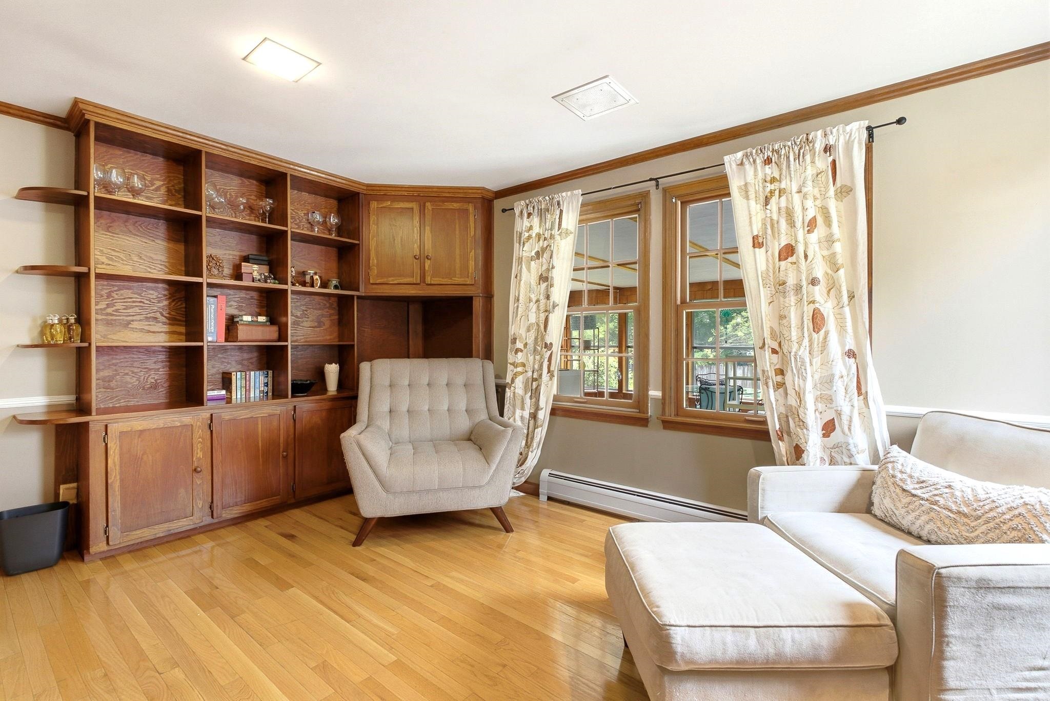 11 Wendover Way