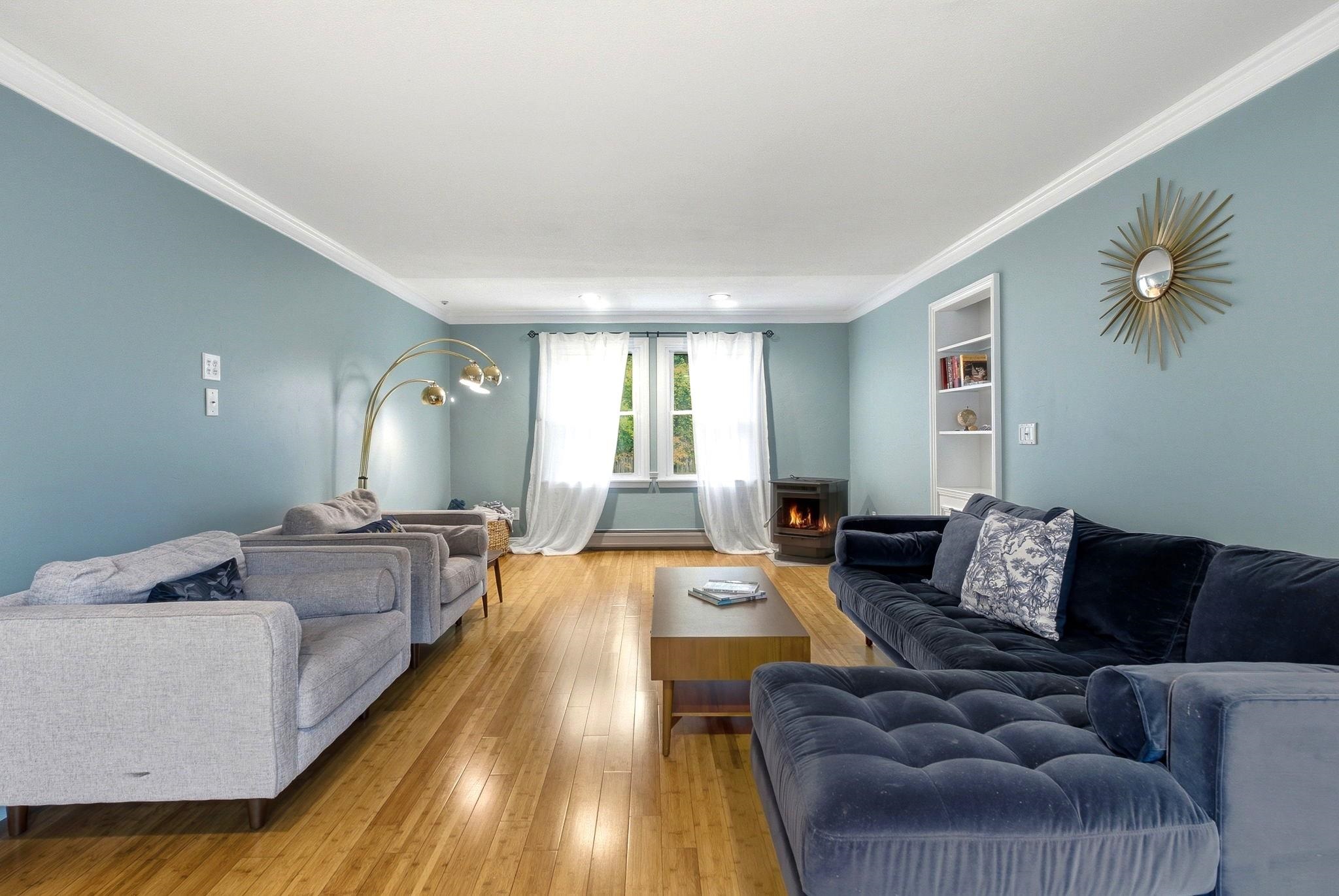 11 Wendover Way