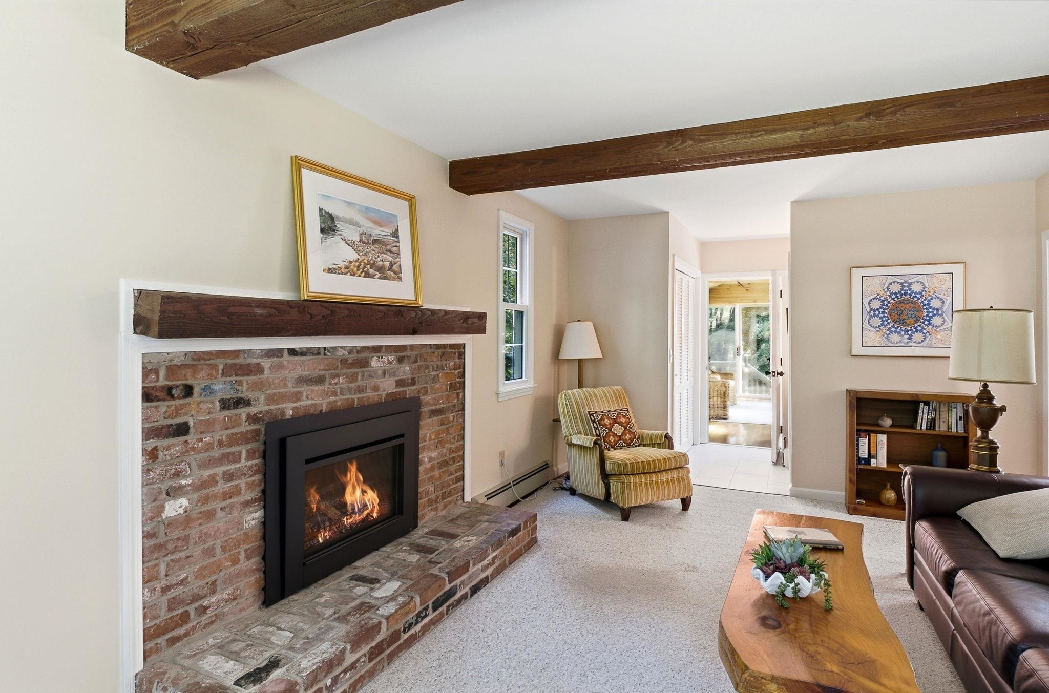 16 Williamsburg Drive