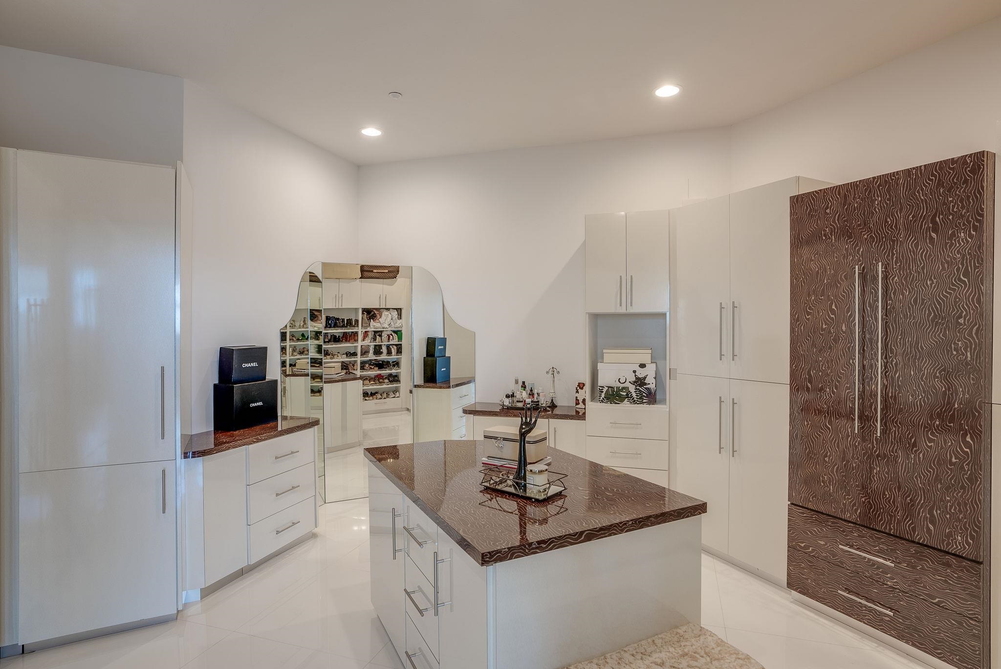 94 Foxberry Drive