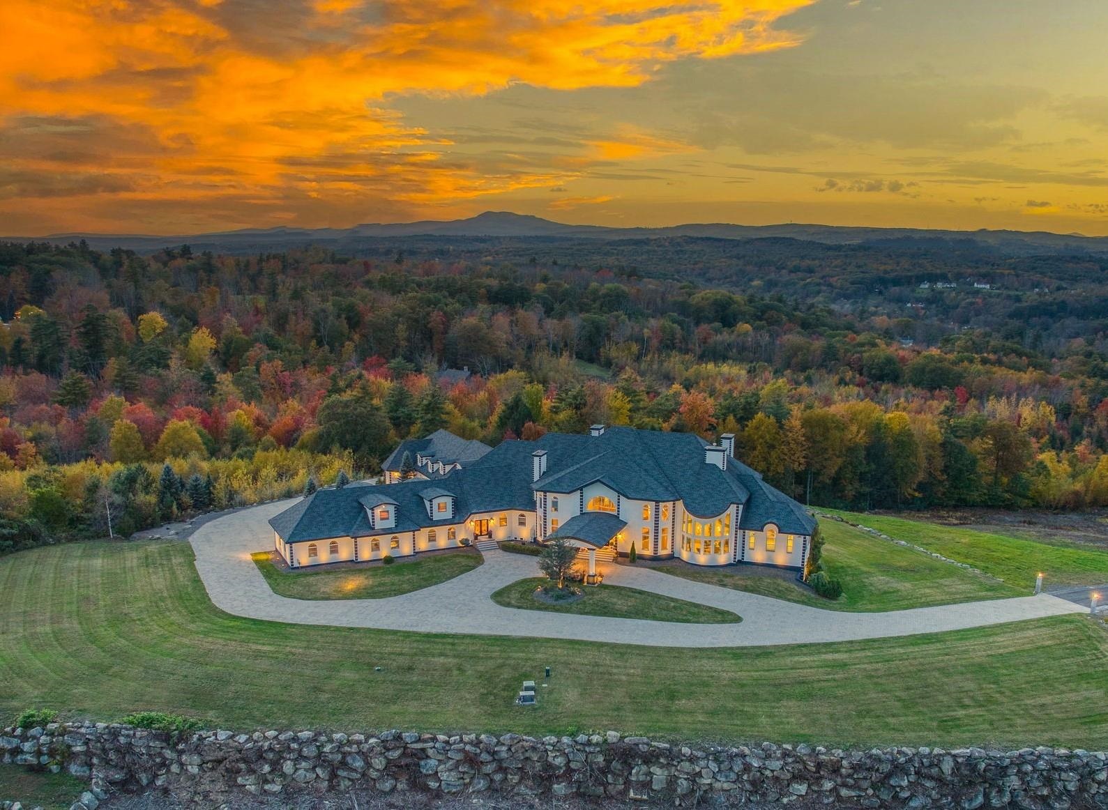 94 Foxberry Drive