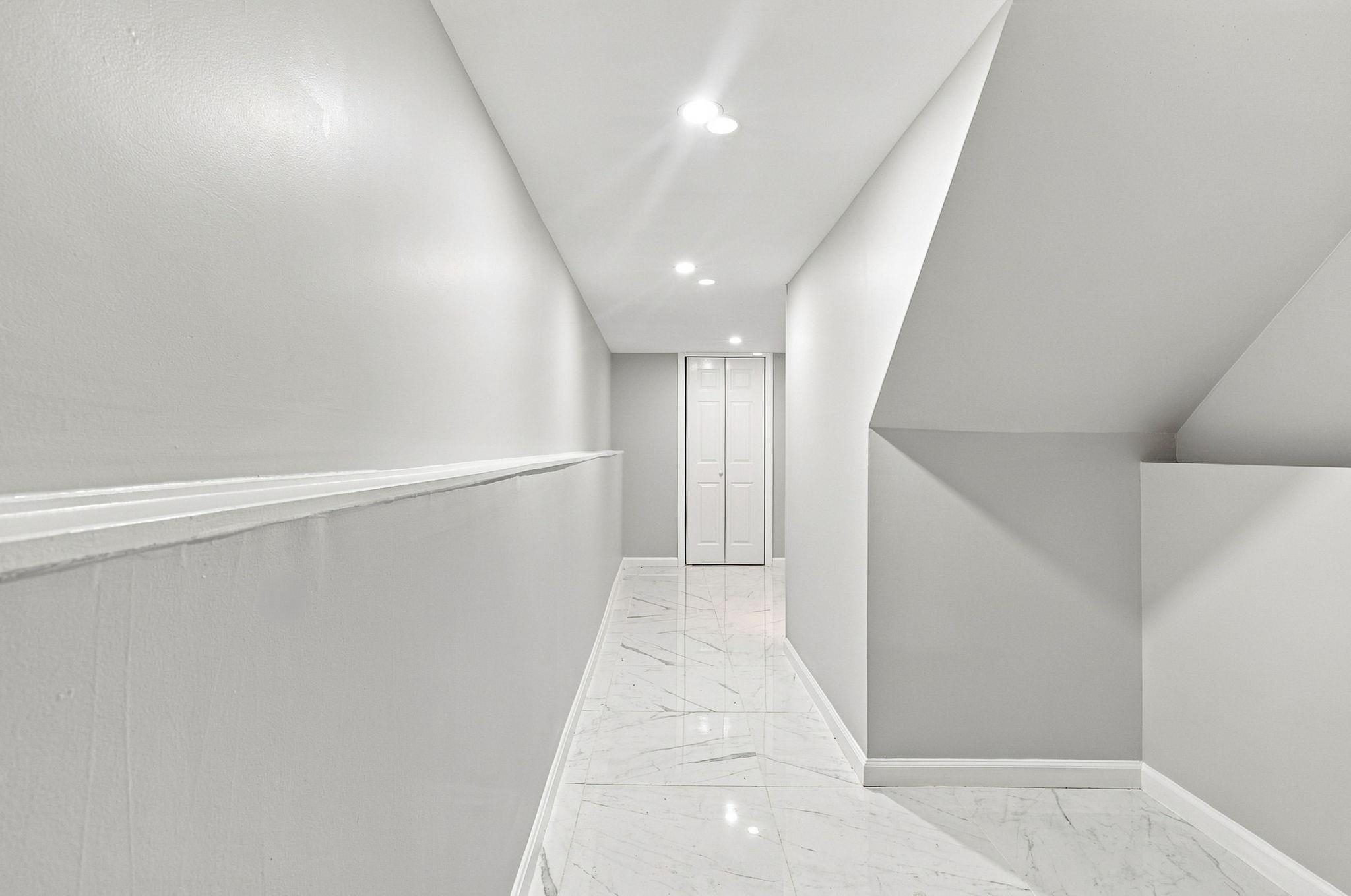 3 Aladdin Road