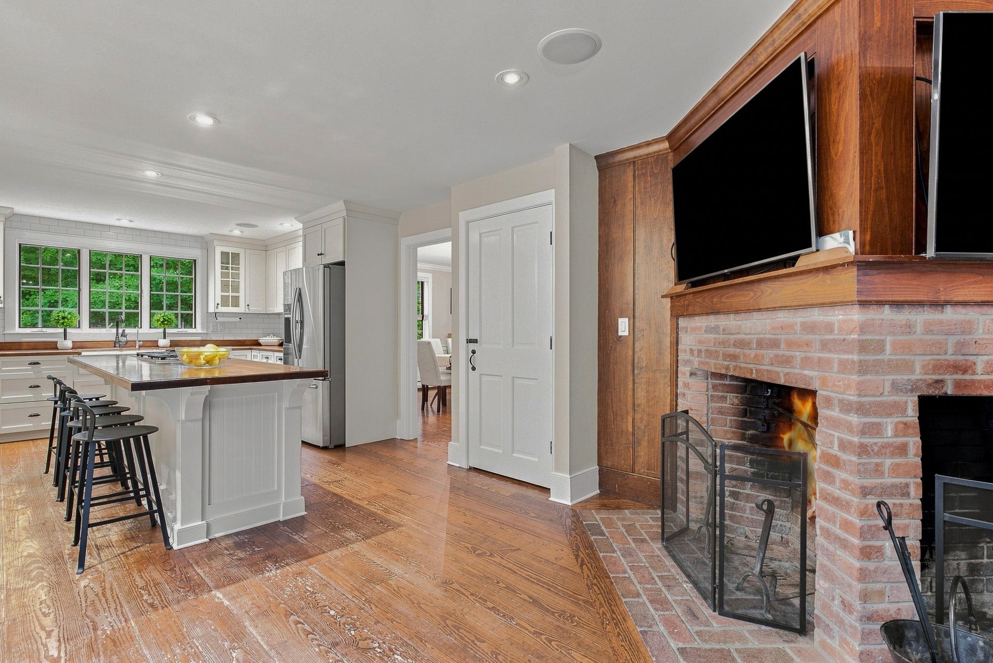 4 Russell Hill Road