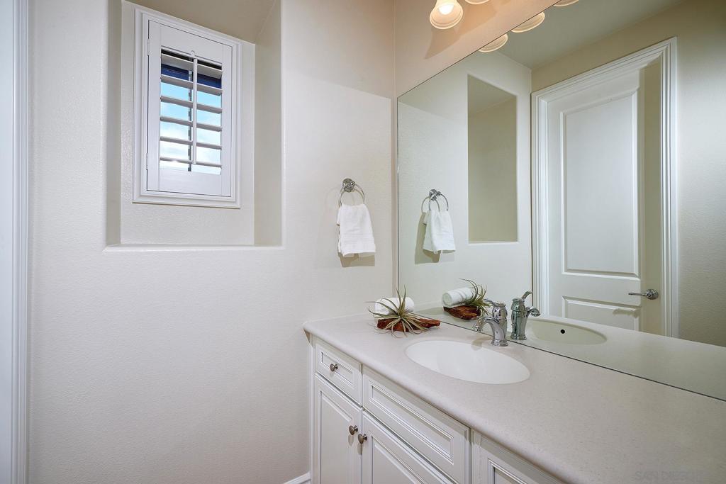 3201 Corte Tamarindo