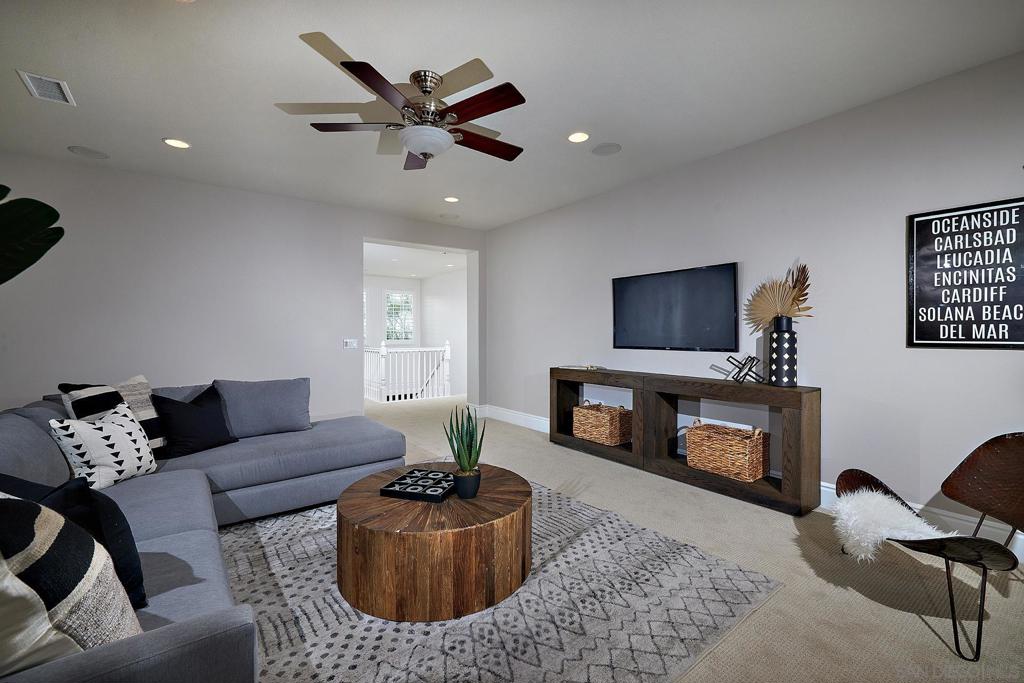 3201 Corte Tamarindo