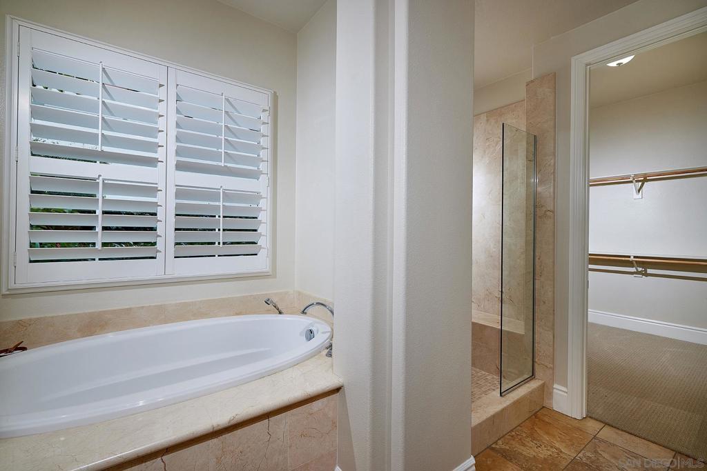 3201 Corte Tamarindo