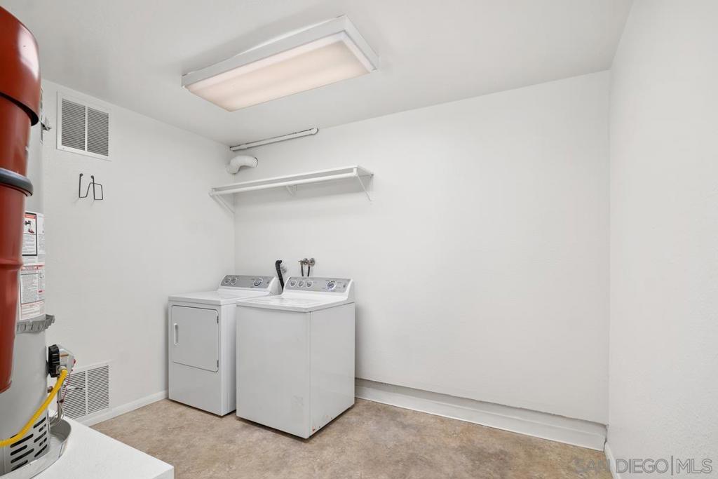 2988 Luciernaga St 17