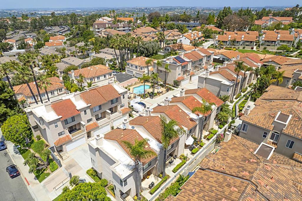 2988 Luciernaga St 17