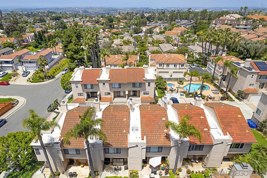 2988 Luciernaga St 17