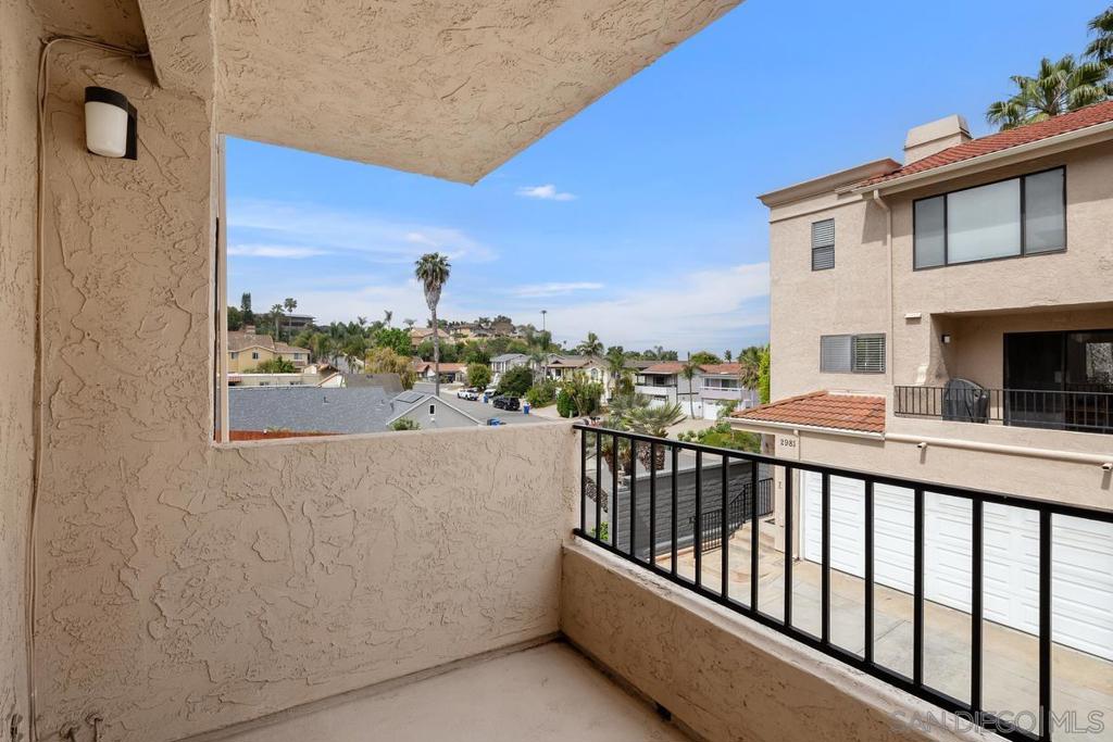 2988 Luciernaga St 17