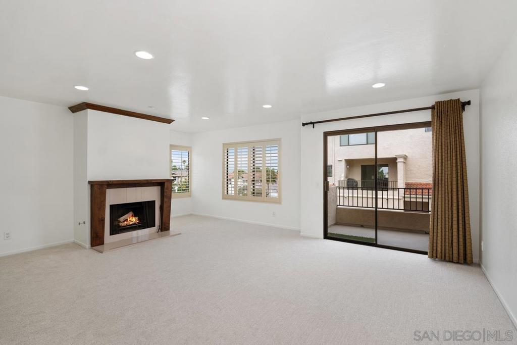 2988 Luciernaga St 17