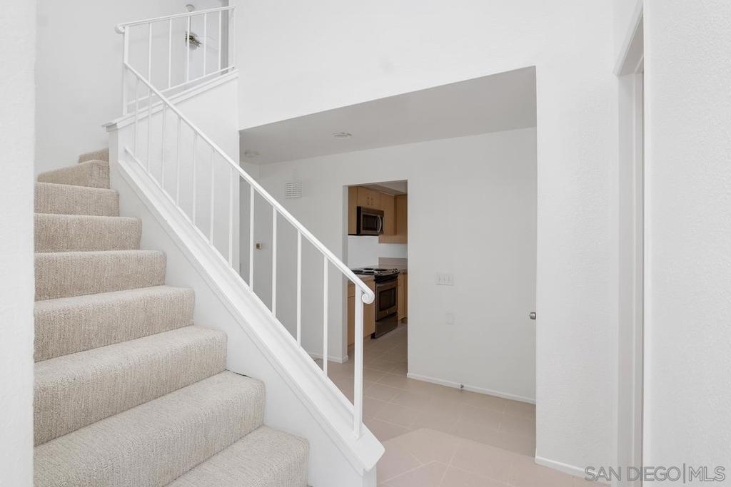 2988 Luciernaga St 17