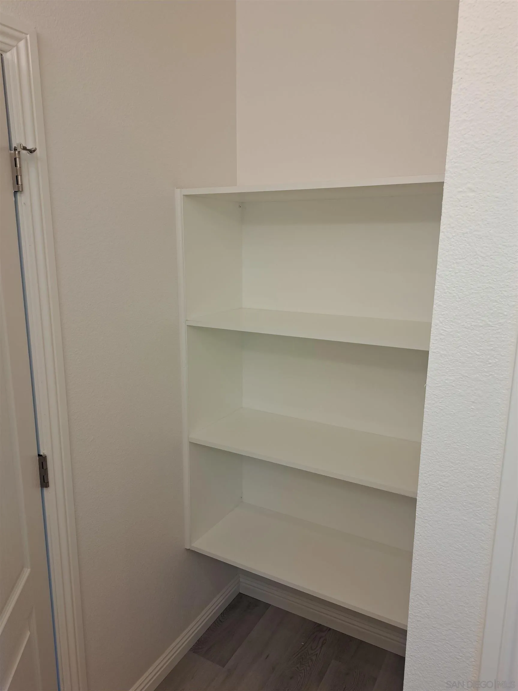 525 W El Norte Parkway Unit 21