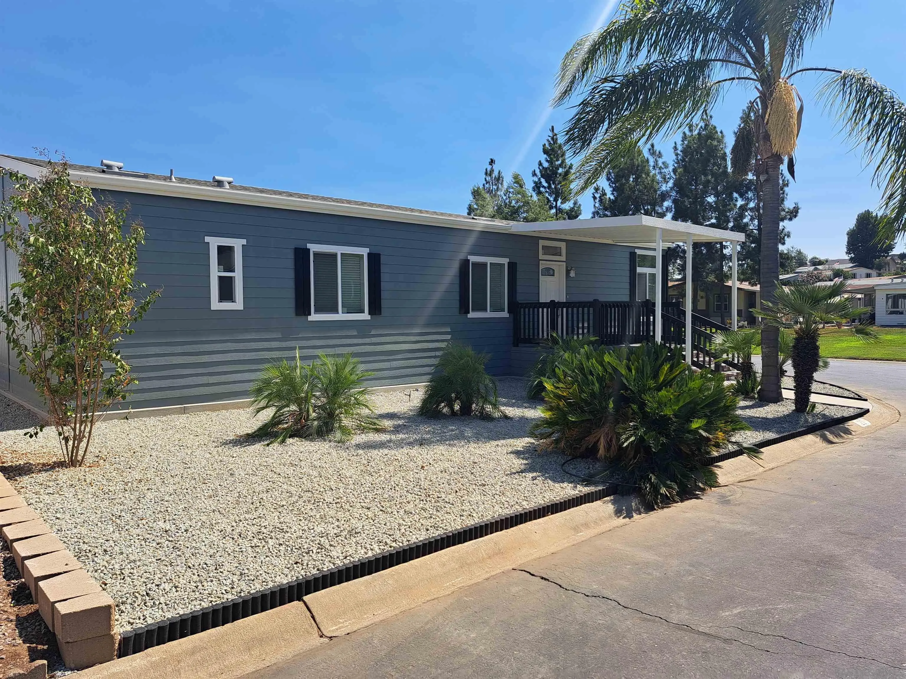 525 W El Norte Parkway Unit 21