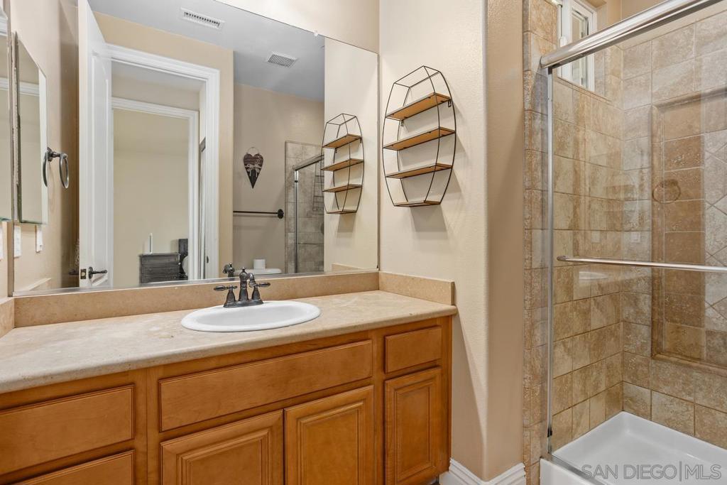 4747 Caminito De Los Cepillos