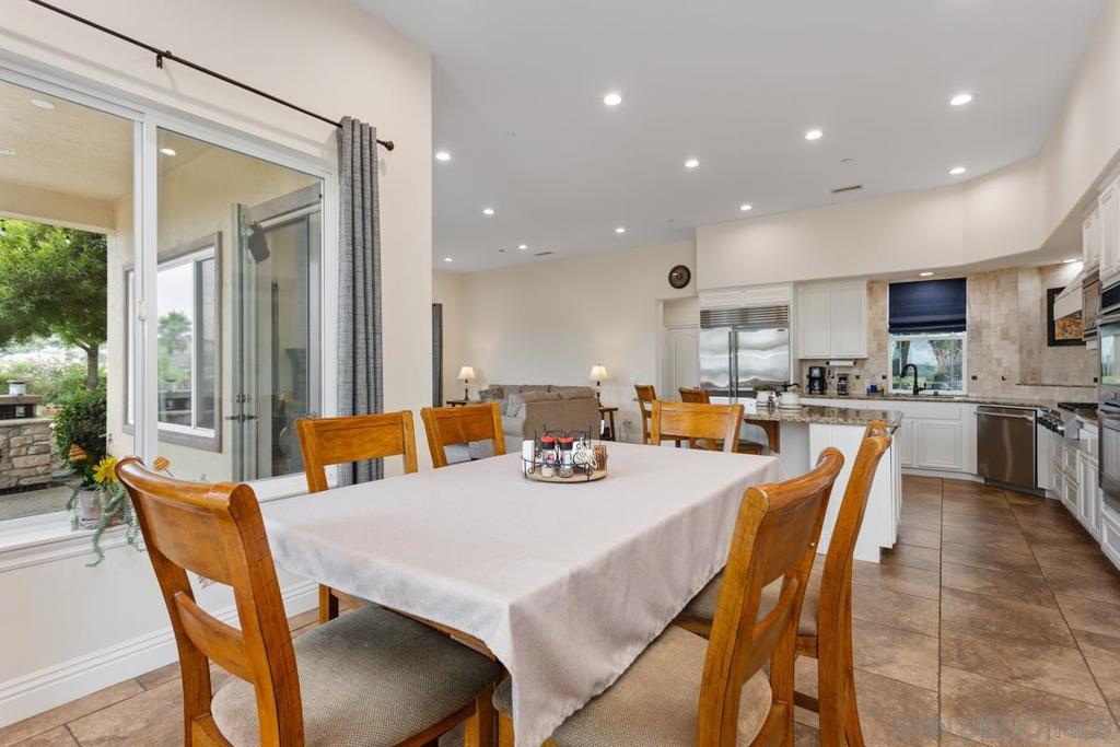 4747 Caminito De Los Cepillos