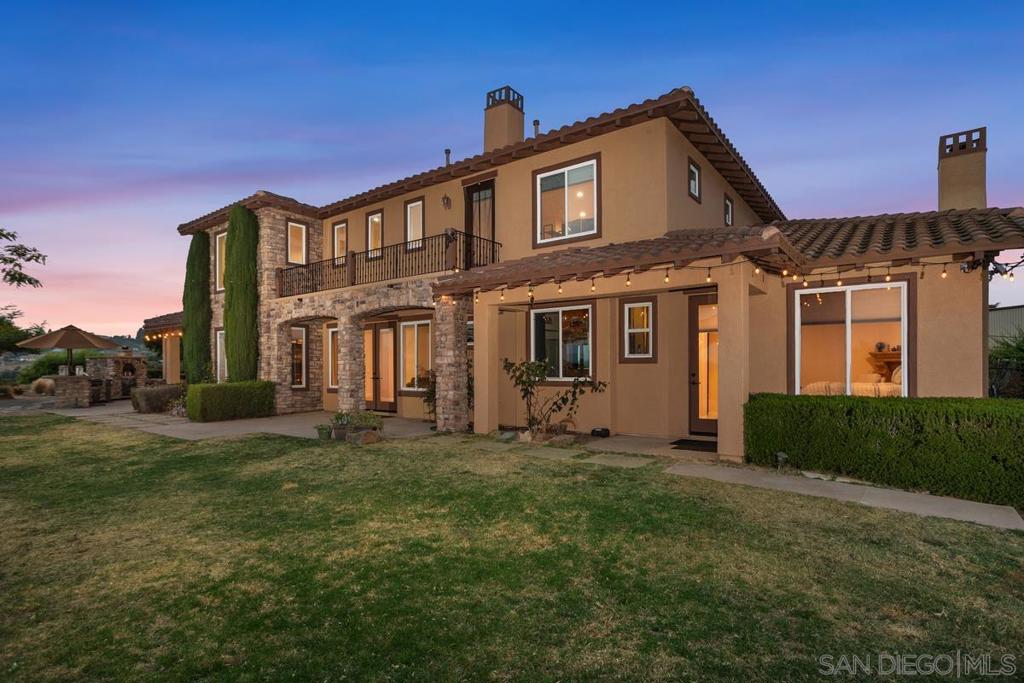 4747 Caminito De Los Cepillos