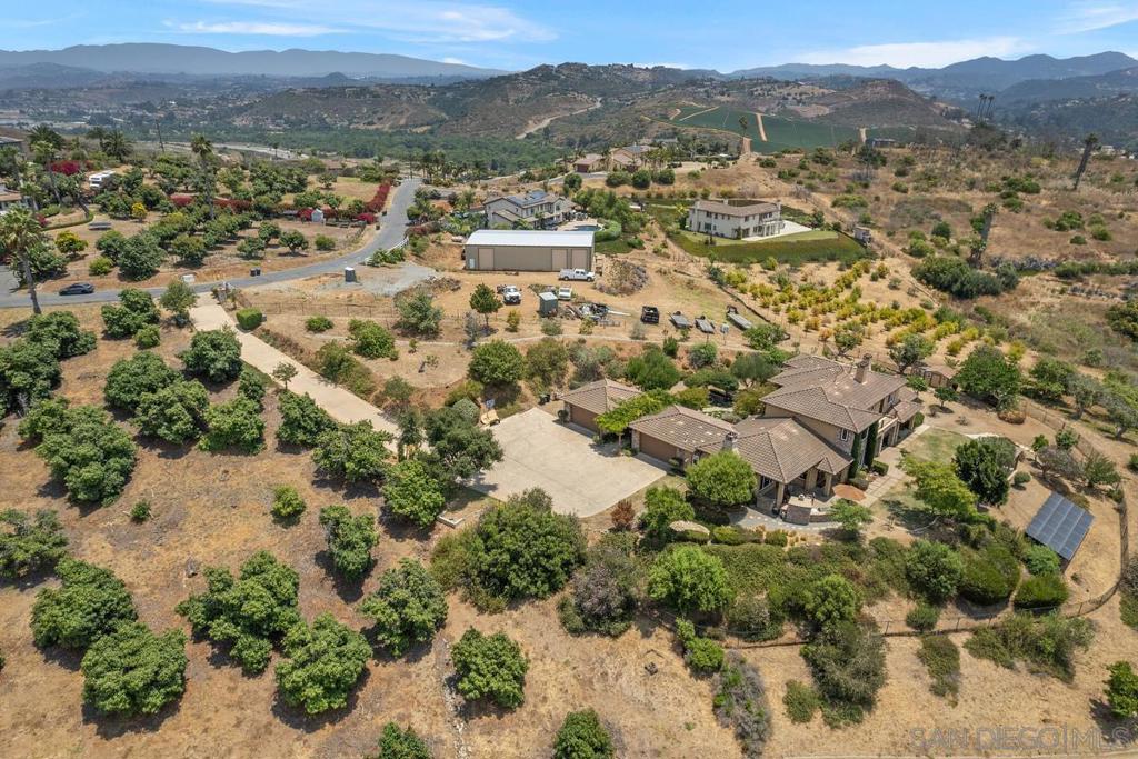 4747 Caminito De Los Cepillos