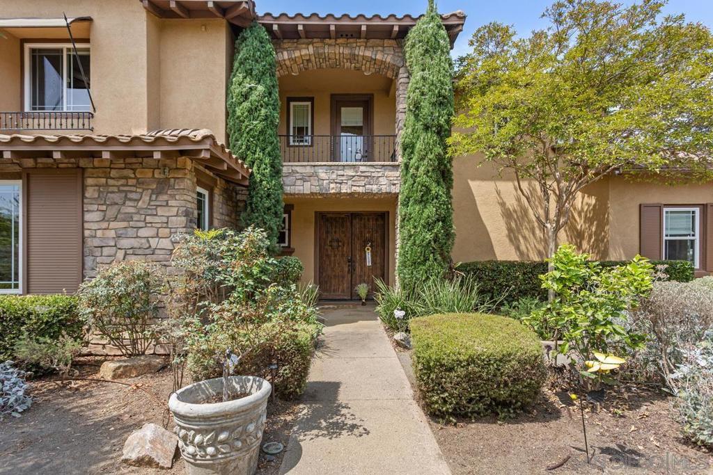 4747 Caminito De Los Cepillos