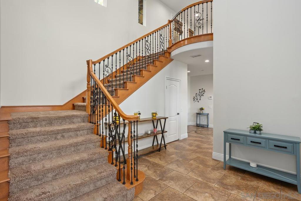 4747 Caminito De Los Cepillos