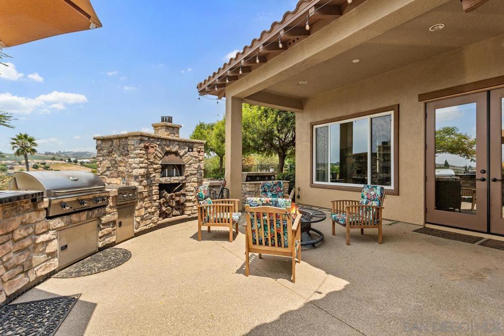 4747 Caminito De Los Cepillos