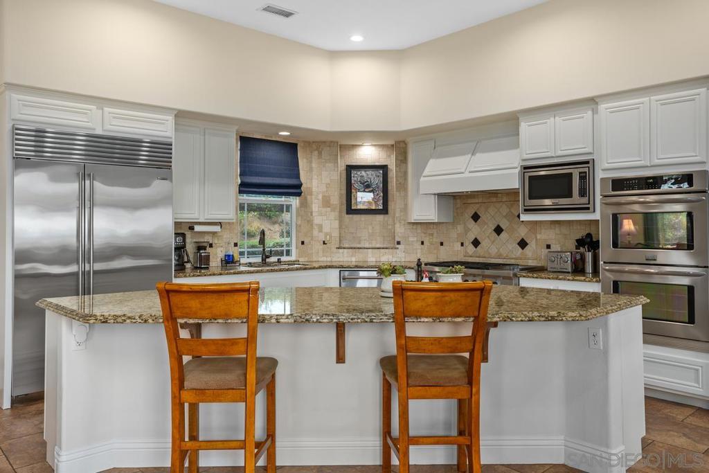 4747 Caminito De Los Cepillos