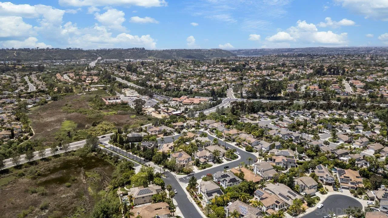 8012 Avenida Secreto